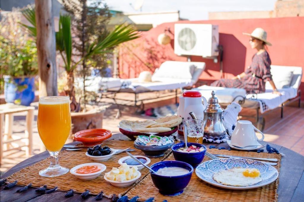 Riad Rose Meryam مراكش المظهر الخارجي الصورة